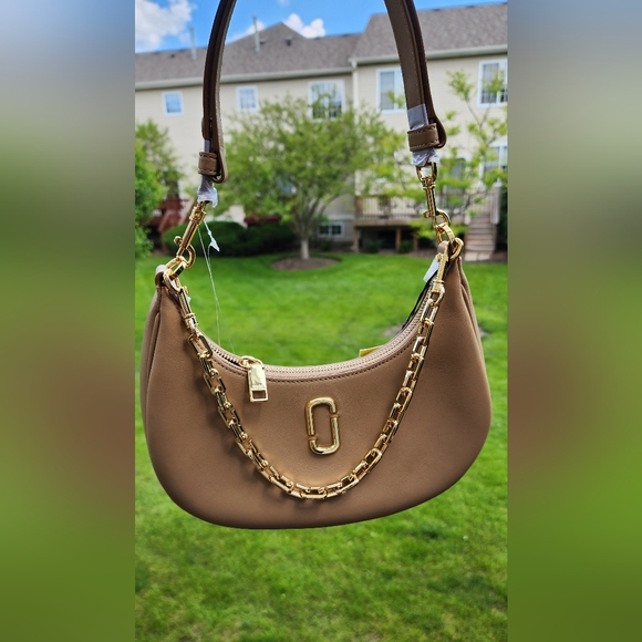 The J Marc Curve Shoulder Bag - Picture 10 of 15